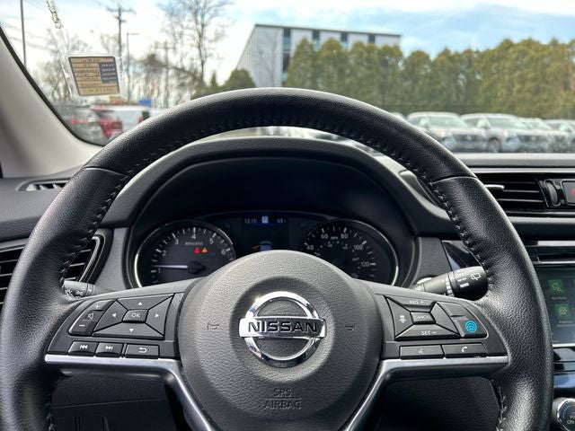 2022 Nissan Rogue Sport SL