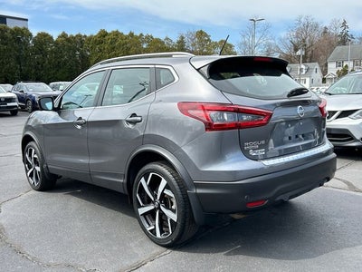 2022 Nissan Rogue Sport SL