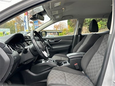 2020 Nissan Rogue Sport SV