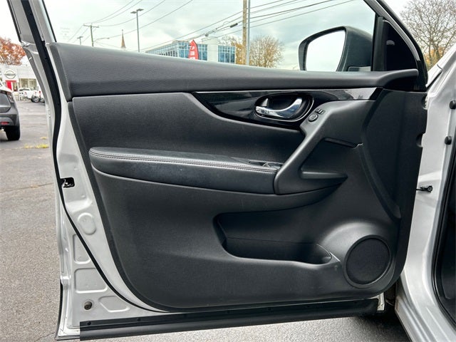 2020 Nissan Rogue Sport SV