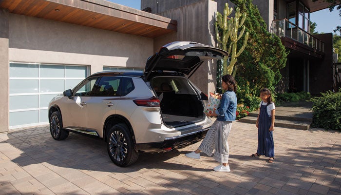 Paul Miller Nissan in Fairfield CT