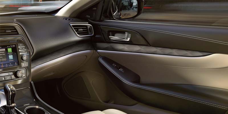 2023 Nissan Maxima interior