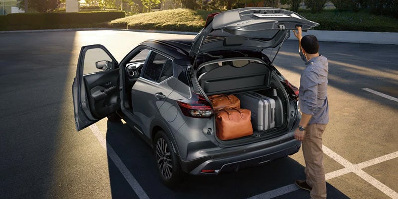 2024 Nissan Kicks trunk